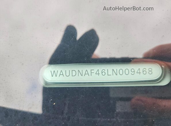 WAUDNAF46LN009468 2020 AUDI A4 Black Вид підкапотного простору