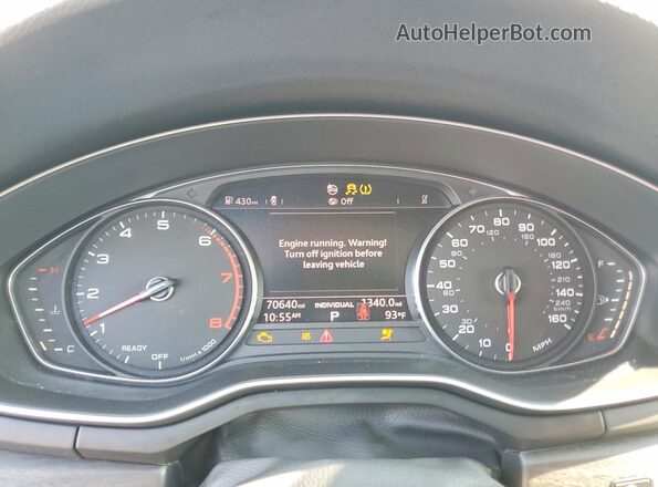 WAUDNAF49JA072181 2018 AUDI A4 Black ხელსაწყოთა პანელის ხედი