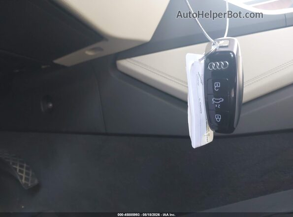 WAUE3BF2XPN059648 2023 AUDI A6 White Widok deski rozdzielczej