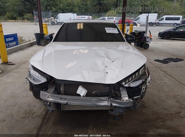 WAUEAAF41NN009302 2022 AUDI A4 White Rear interior view