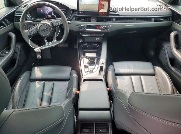 WAUEAAF48NN010835 2022 AUDI A4 White Vista del salpicadero