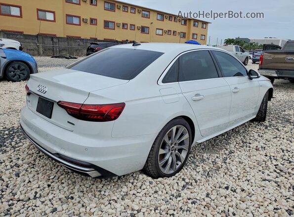 WAUEAAF4XMA016304 2021 AUDI A4 White Trasero derecho