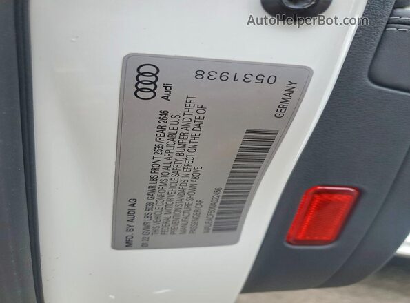 WAUEACF50NA022456 2022 AUDI A5 White Вид підкапотного простору