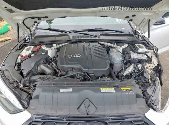 WAUEACF50NA022456 2022 AUDI A5 White Вид задньої частини салону
