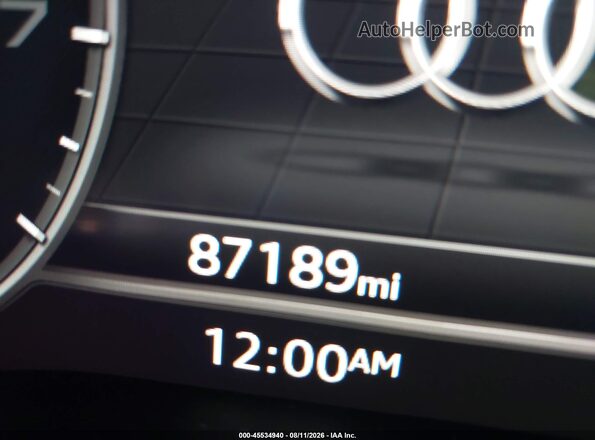 WAUENAF44JA155442 2018 AUDI A4 Black 
