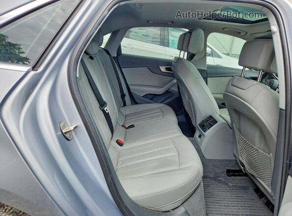 WAUENAF46JA076080 2018 AUDI A4 Silver Widok tylnych siedzeń