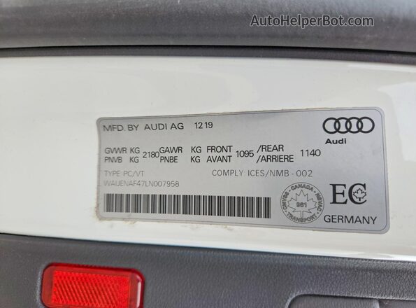 WAUENAF47LN007958 2020 AUDI A4 White Вид підкапотного простору