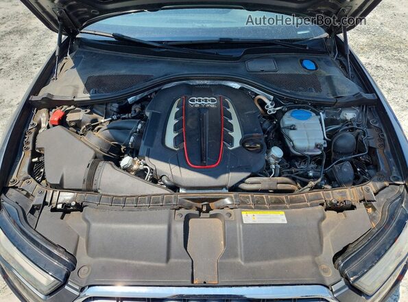 WAUFFAFC8HN064069 2017 AUDI S6 Gray Rear interior view