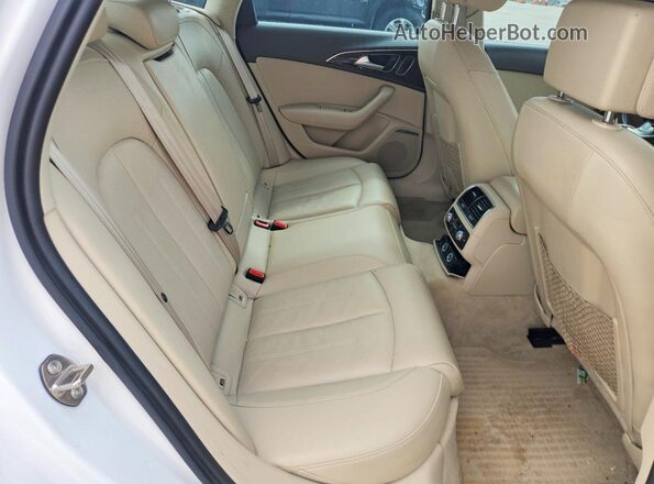 WAUG3AFC5JN027659 2018 AUDI A6 White Vista de los asientos traseros