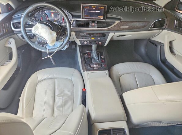WAUG8AFC4JN095758 2018 AUDI A6 Silver Dashboard view