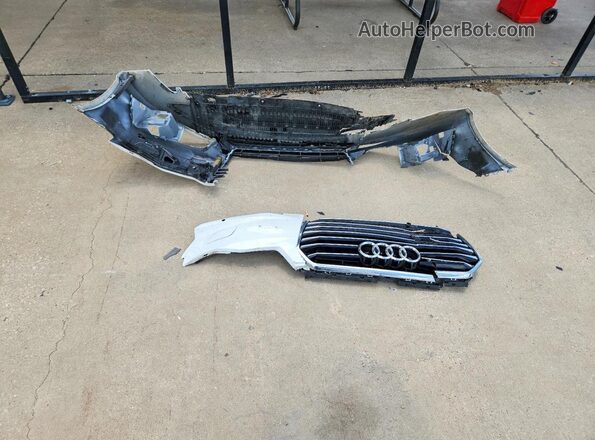 WAUG8AFC6JN088794 2018 AUDI A6 Белый Вид подкапотного пространства