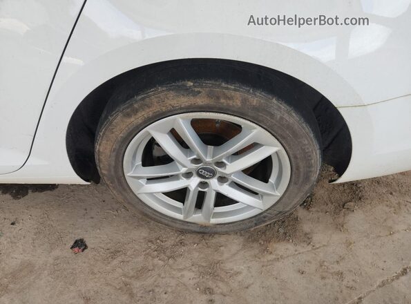 WAUGMAF41HN060965 2017 AUDI A4 White 