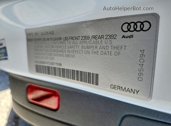 WAUGMAF47LN011598 2020 AUDI A4 White Vista del compartimento del motor