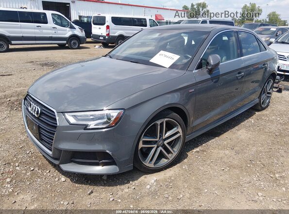 WAUJ8GFF1J1006111 2018 AUDI A3 Gray Vista tres cuartos delantera izquierda