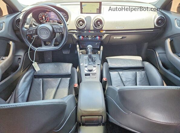WAUJ8GFF3J1094479 2018 AUDI A3 Black Widok deski rozdzielczej