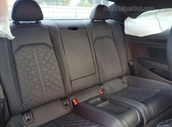 WAUP4AF54NA028149 2022 AUDI S5 Red Vista de los asientos traseros
