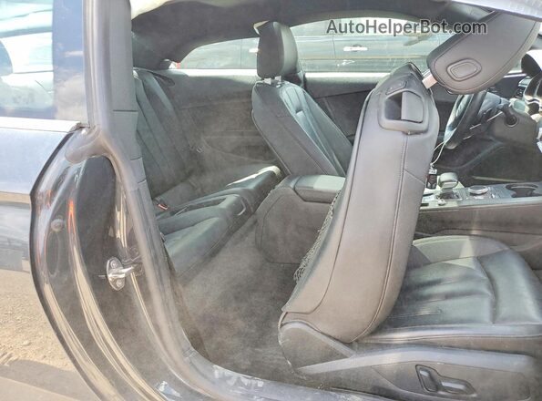 WAUPNAF58JA058472 2018 AUDI A5 Gray Հետևի նստատեղերի տեսք