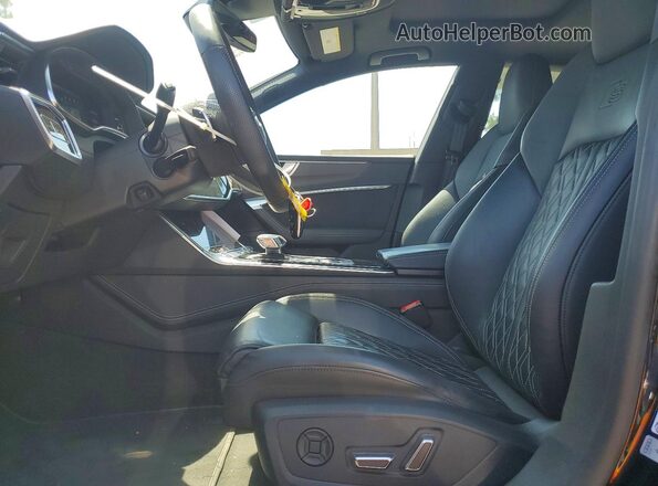 WAUSFBF28RN010879 2024 AUDI S7 Черный Вид салона спереди