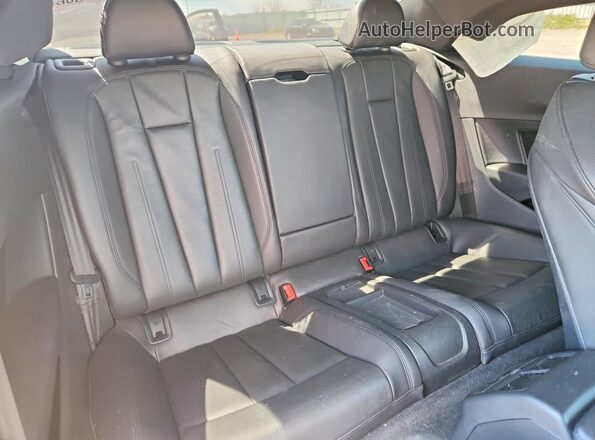 WAUTNAF58JA005575 2018 AUDI A5 Двухцветный Вид задних сидений