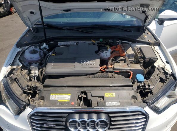 WAUTPBFF6GA129152 2016 AUDI A3 White Սալոնի հետևի տեսք