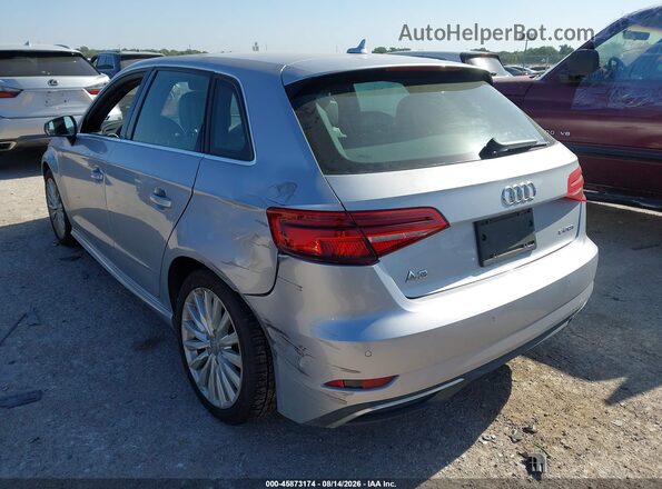 WAUTPBFF9HA043190 2017 AUDI A3 Silver Tył lewy