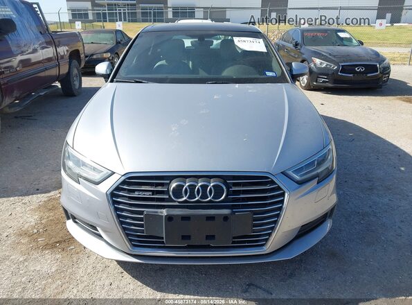 WAUTPBFF9HA043190 2017 AUDI A3 Silver Widok zestawu wskaźników