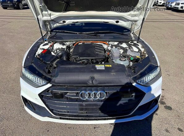 WAUVPBF22MN083202 2021 AUDI A7 White Вид панелі приладів