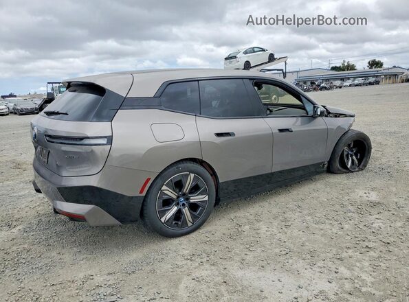WB523CF04SCT70826 2025 BMW IX Серый Задняя правая четверть