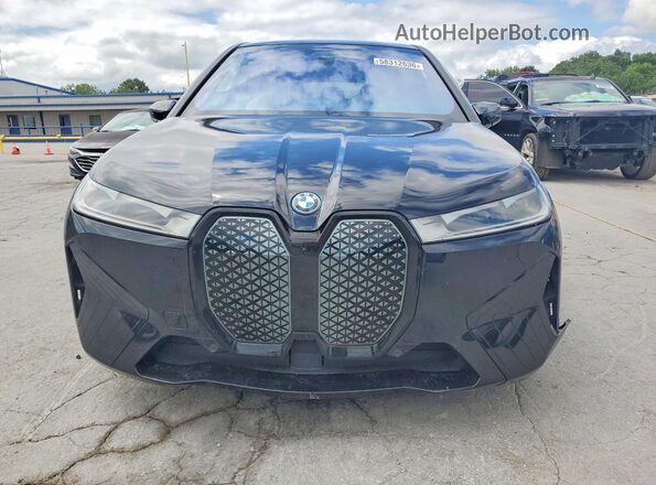 WB523CF05RCR52749 2024 BMW IX Black Front view