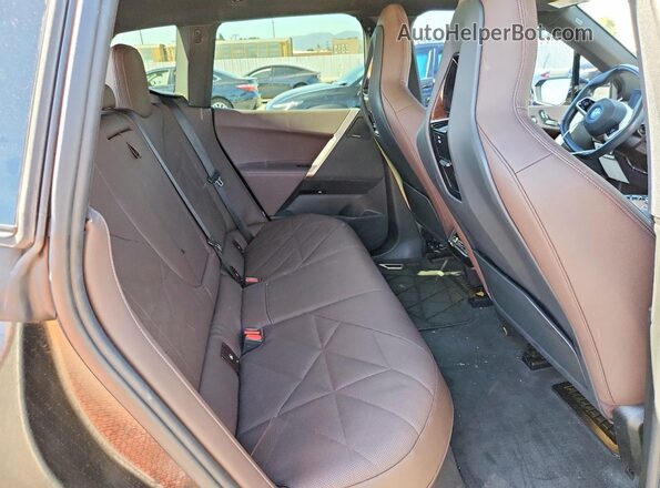 WB523CF06RCN40646 2024 BMW IX Black Вид задньої частини салону