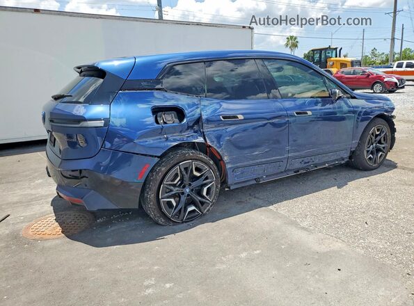 WB523CF06RCR08663 2024 BMW IX Синий Задняя правая четверть