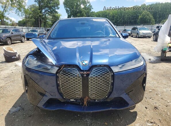 WB523CF07SCS85866 2025 BMW IX Blue Вид спереду