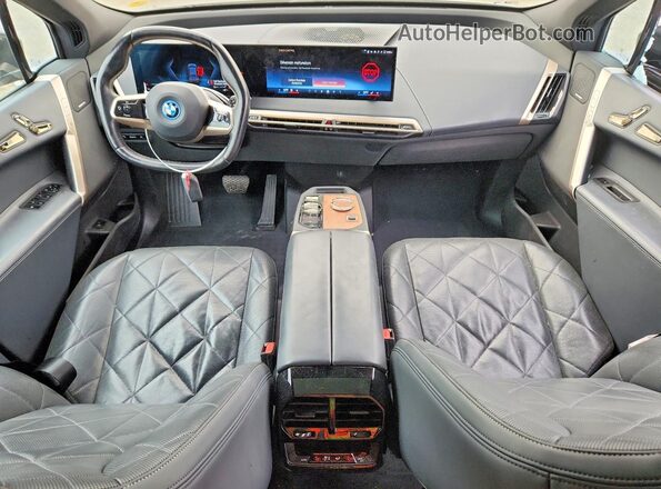 WB523CF0XRCP95512 2024 BMW IX Черный Вид панели приборов