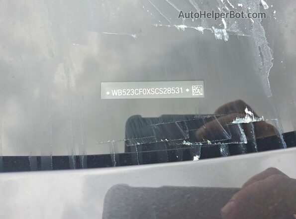 WB523CF0XSCS28531 2025 BMW IX Black Սալոնի 360 աստիճան տեսք