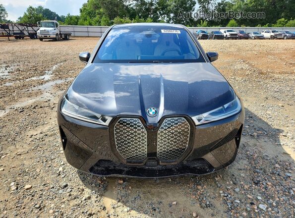 WB533CF07RCP65212 2024 BMW IX Серый Вид спереди