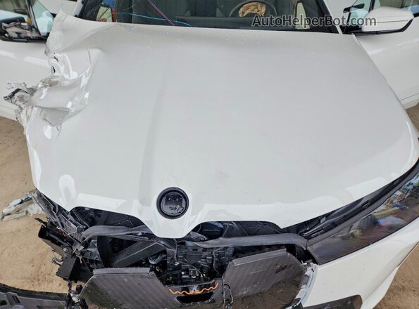 WB553CF04TCV07276 2026 BMW IX White Շարժիչի բաժամունքի տեսք