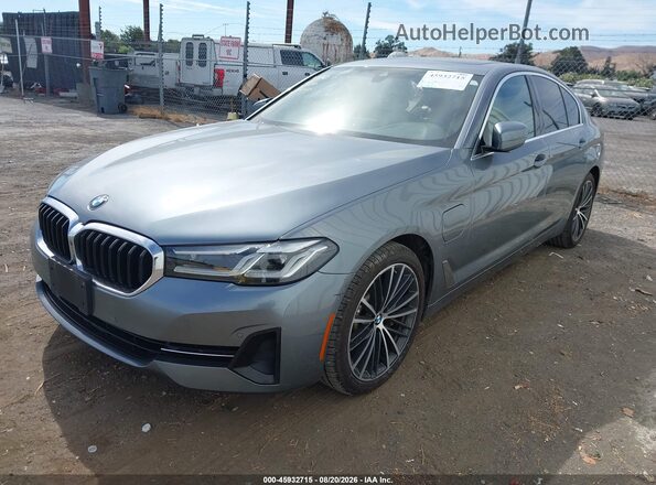 WBA13AG00MCF82077 2021 BMW 5 SERIES Gray Vista tres cuartos delantera izquierda