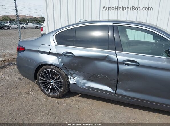 WBA13AG00MCF82077 2021 BMW 5 SERIES Gray Vista frontal