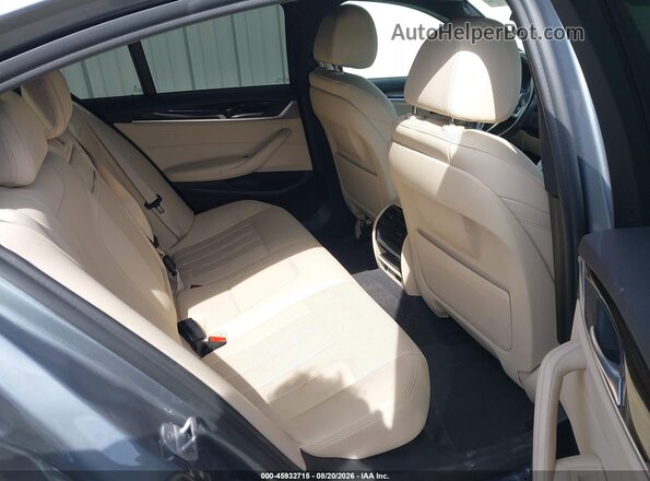 WBA13AG00MCF82077 2021 BMW 5 SERIES Gray Vista de la etiqueta del VIN
