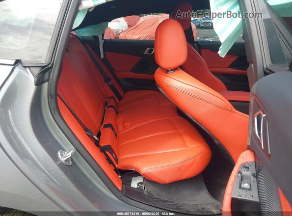 WBA13AL01R7R18340 2024 BMW M2 Gray Widok naklejki z numerem VIN
