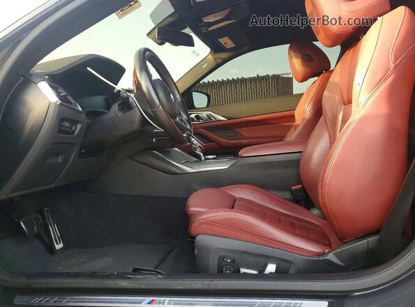 WBA13AR06MCG10705 2021 BMW M4 Gray Vista interior delantera