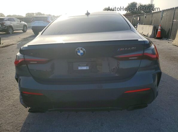 WBA13AR06MCG10705 2021 BMW M4 Gray Vista trasera