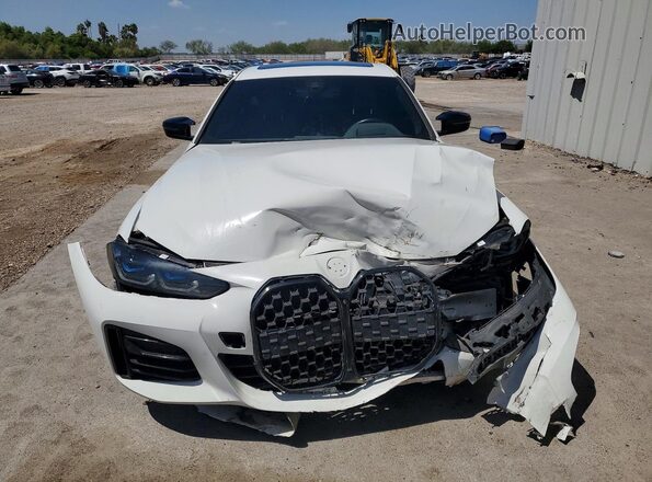 WBA13AW05PFN53630 2023 BMW M4 White Widok z przodu