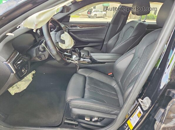 WBA13BJ01MCF62337 2021 BMW 5 SERIES Black Вид салону спереду