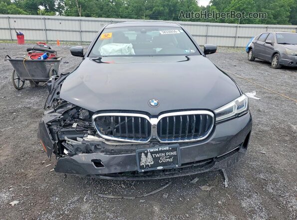WBA13BJ02MWX19403 2021 BMW 5 SERIES Gray Widok z przodu