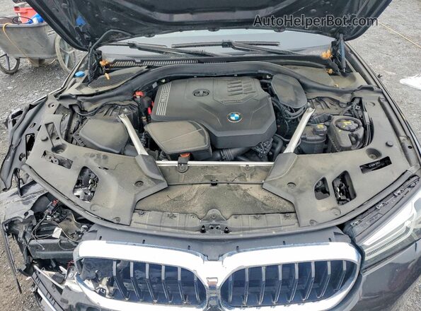 WBA13BJ02MWX19403 2021 BMW 5 SERIES Gray Widok wnętrza z tyłu