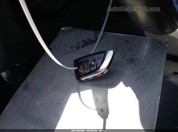 WBA13BK03PCN80581 2023 BMW M5 Gray Вид панелі приладів