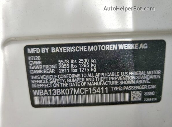 WBA13BK07MCF15411 2021 BMW M5 White Vista del compartimento del motor