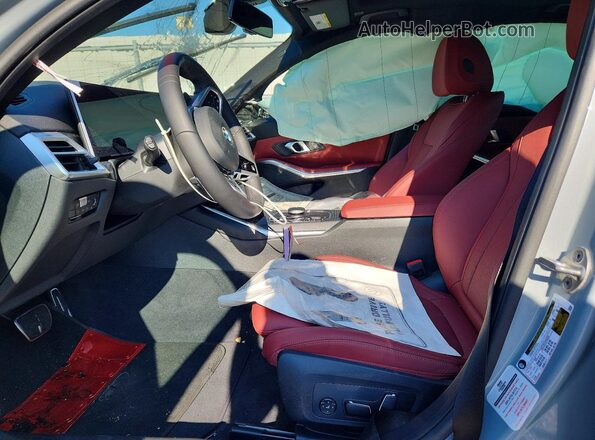 WBA13LA00TFW29395 2026 BMW 3 SERIES Gray Vista interior delantera