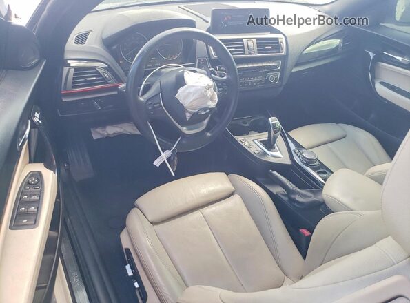 WBA1K9C59GV321748 2016 BMW 2 SERIES White Dashboard view